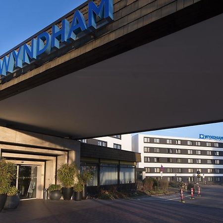 Wyndham Stuttgart Airport Messe Hotel Kültér fotó